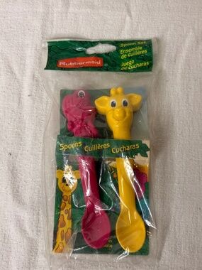 NEW Set of 2 Vintage Rubbermaid Geoffrey the Giraffe-Toys R Us Children's Spoons